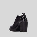 Zapato tacón alto tachas negro REFRESH