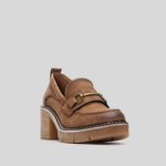 Mocasín tacón ancho marrón REFRESH