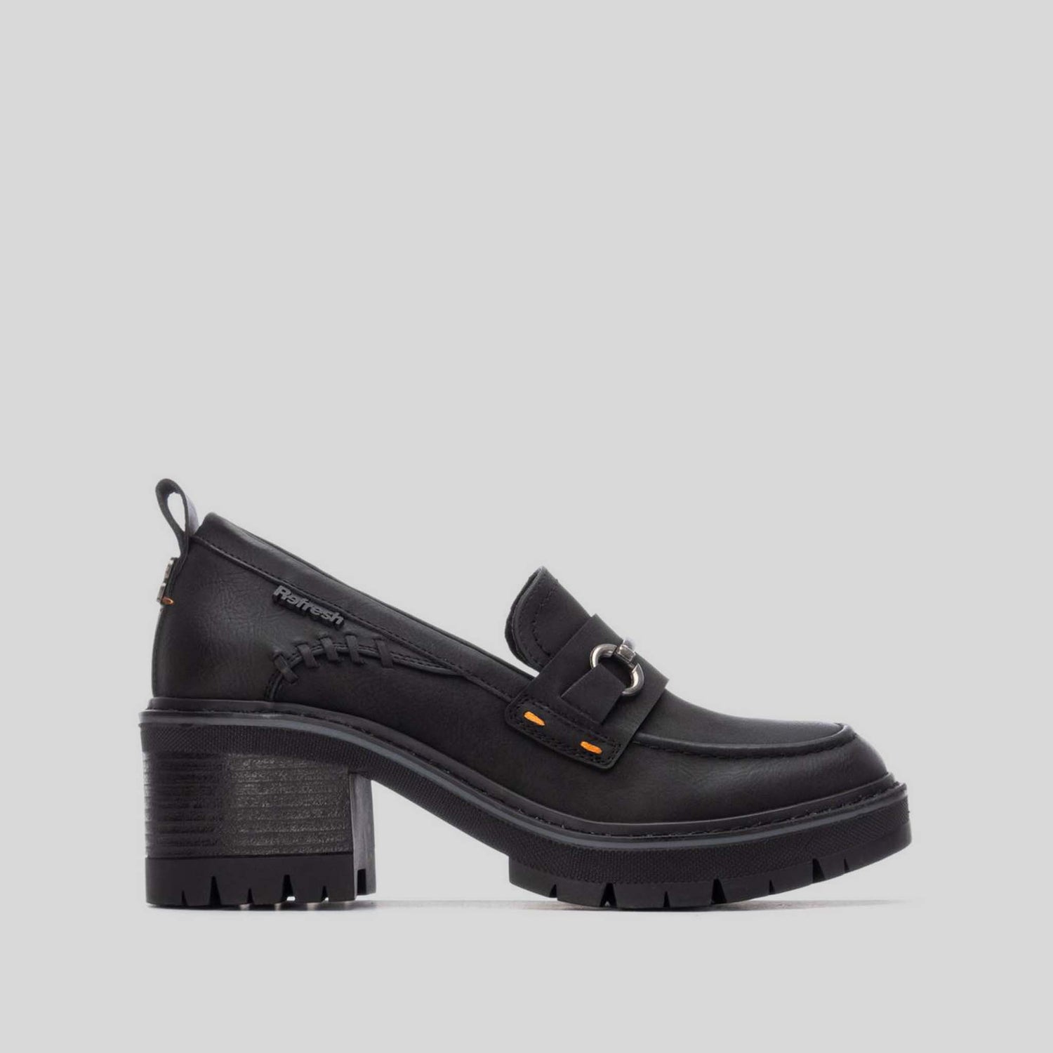 Mocasín tacón ancho negro REFRESH