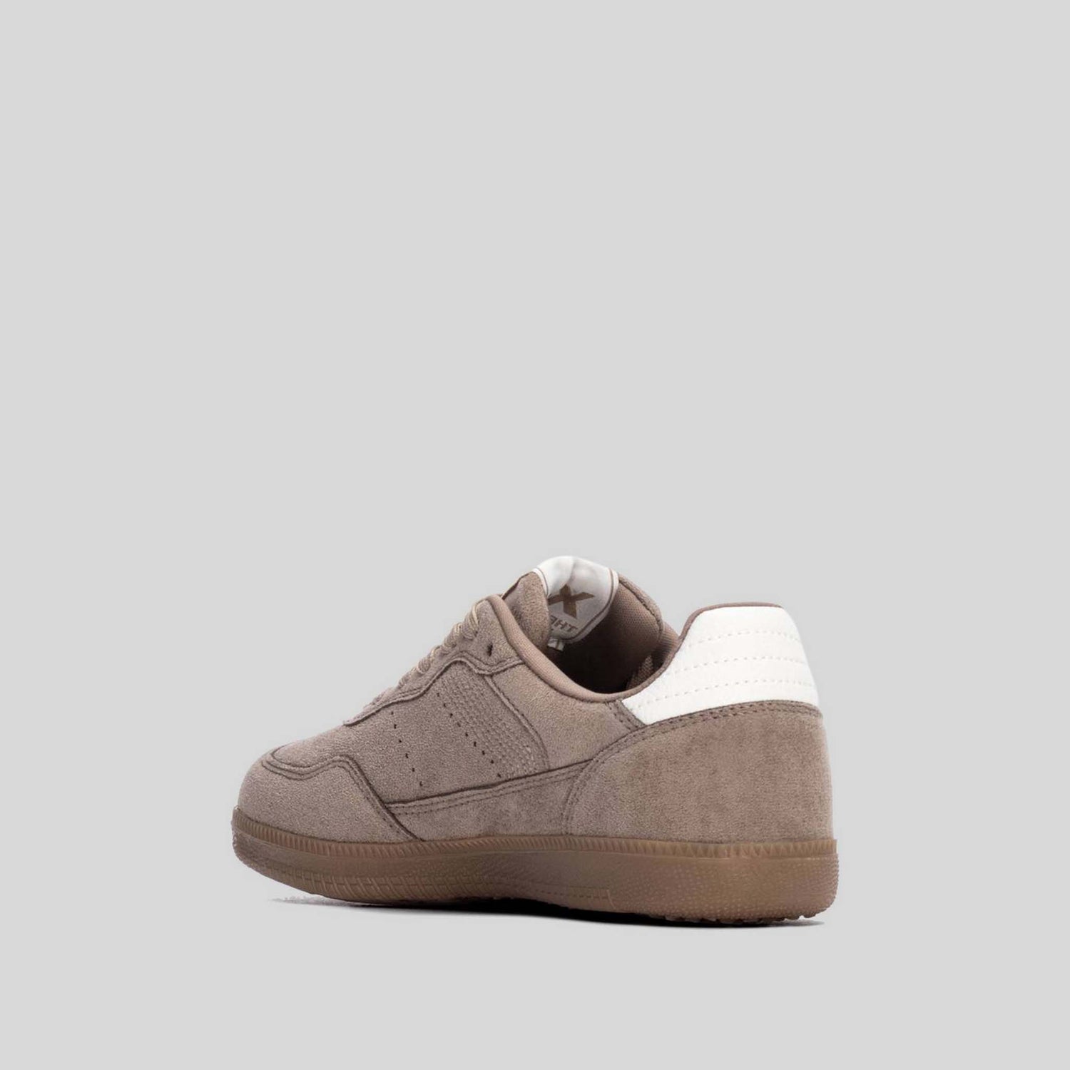 Sneaker suela caramelo beige XTI