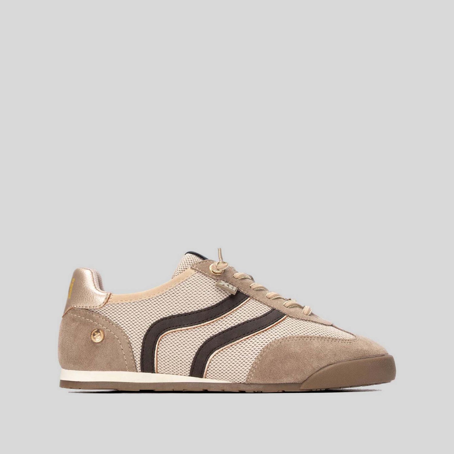 Zapatilla casual bimaterial beige XTI