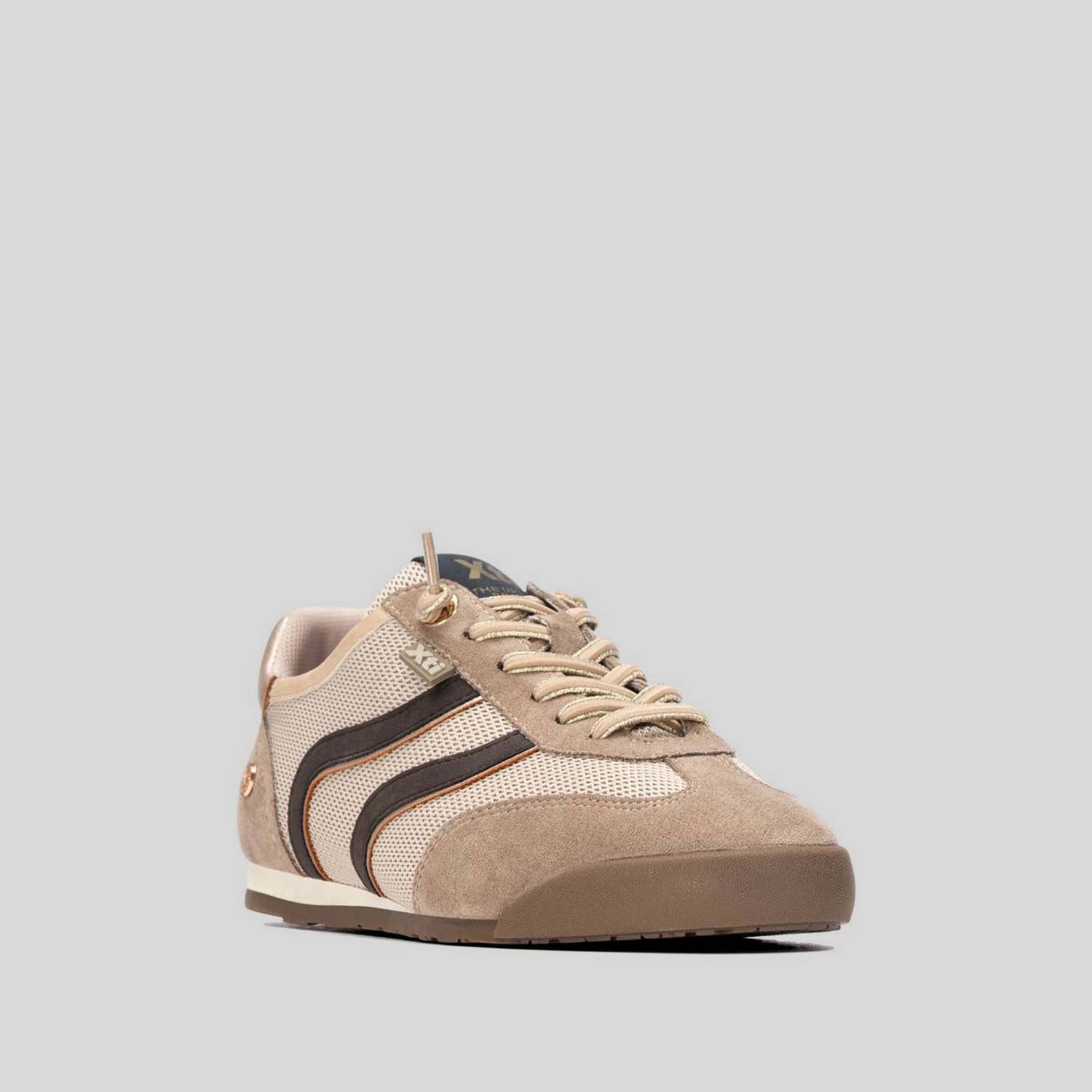Zapatilla casual bimaterial beige XTI