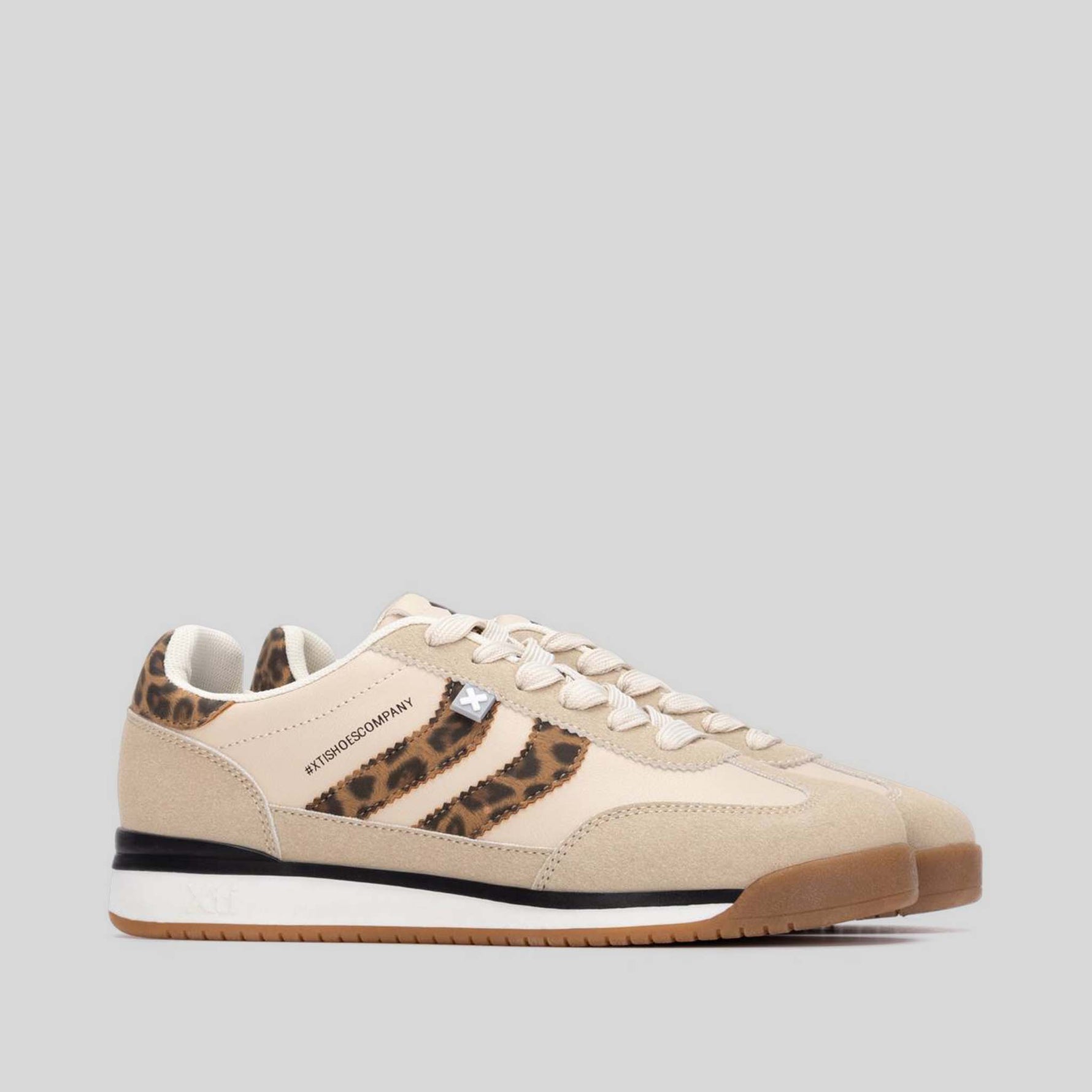 Zapatilla sneaker retro leopardo XTI