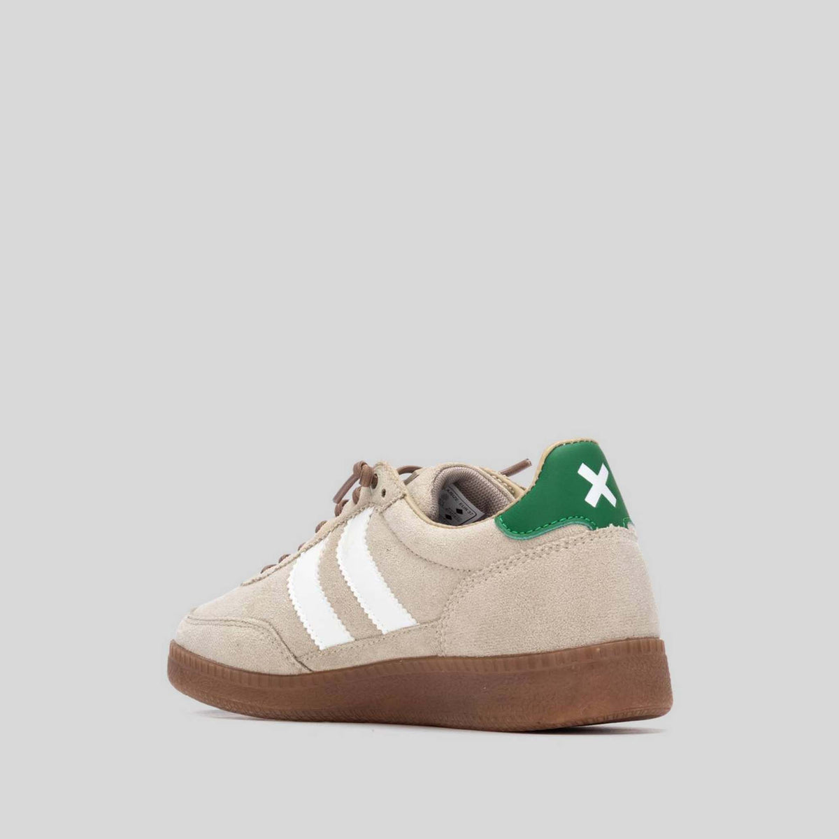 Sneaker baja suela caramelo beige XTI