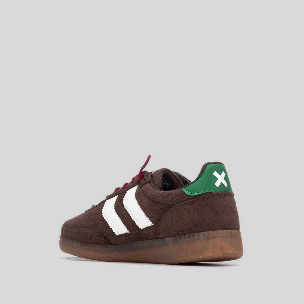 Sneaker suela caramelo rayas marrón XTI