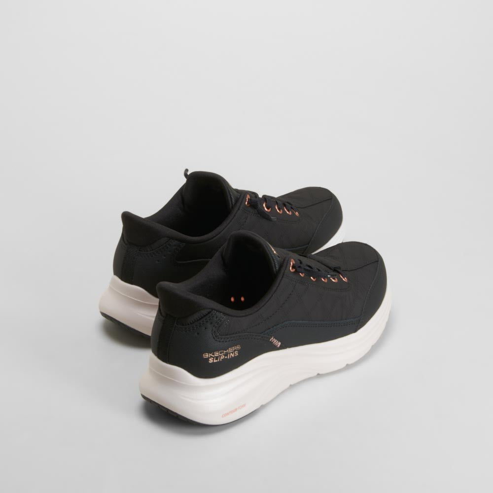 Deportiva Slip-ins Contour Foam negra SKECHERS