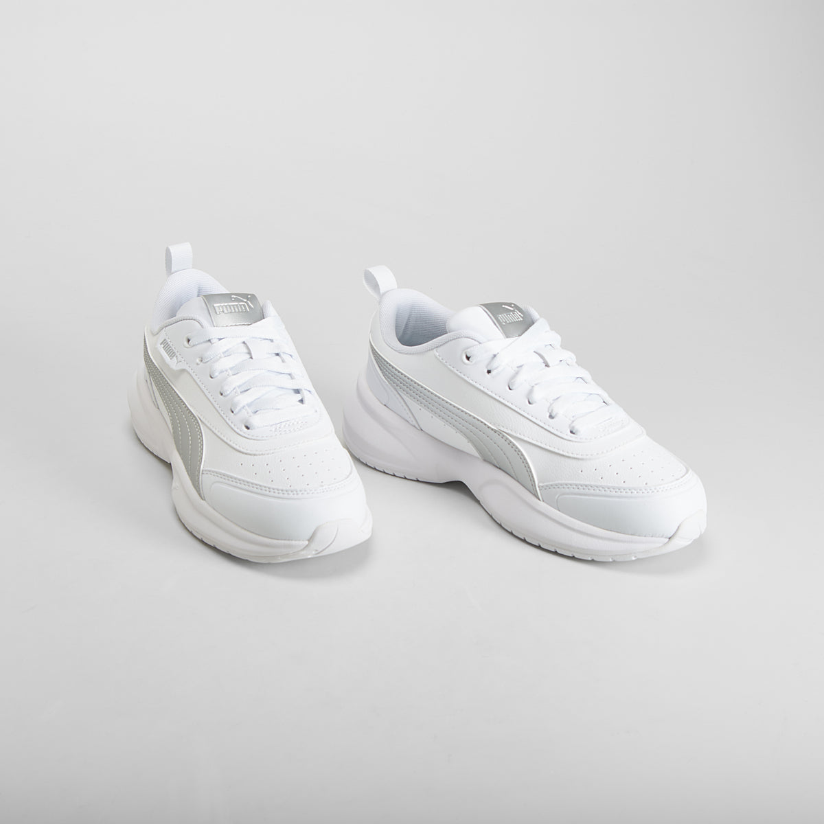 Zapatilla Cilia 2 Mode 2 Metallic Glam blanca PUMA