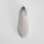 Zapatilla deportiva gris cómoda ligera UTWO