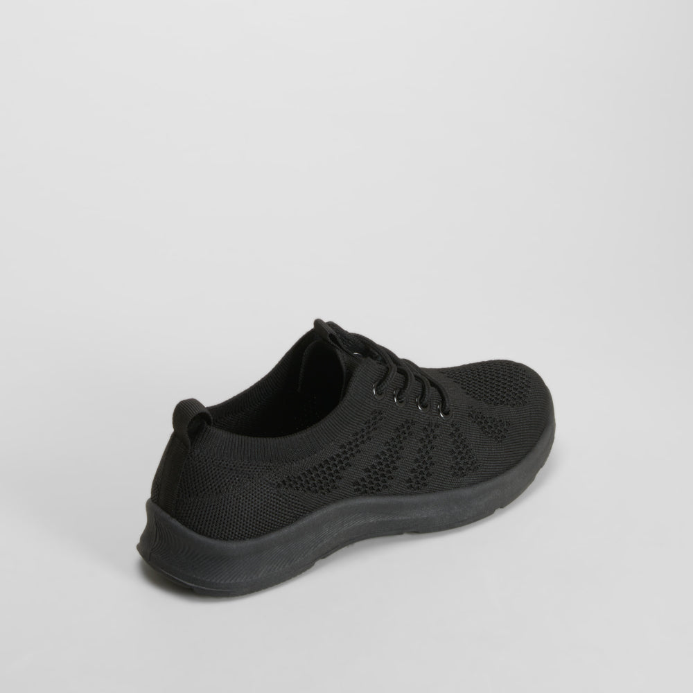 Zapatilla deportiva ligera negra UTWO