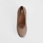 Zapato elegante tacón bajo marrón COMFEET