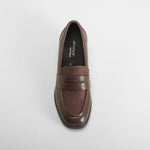 Mocasín tacón marrón oscuro COMFEET