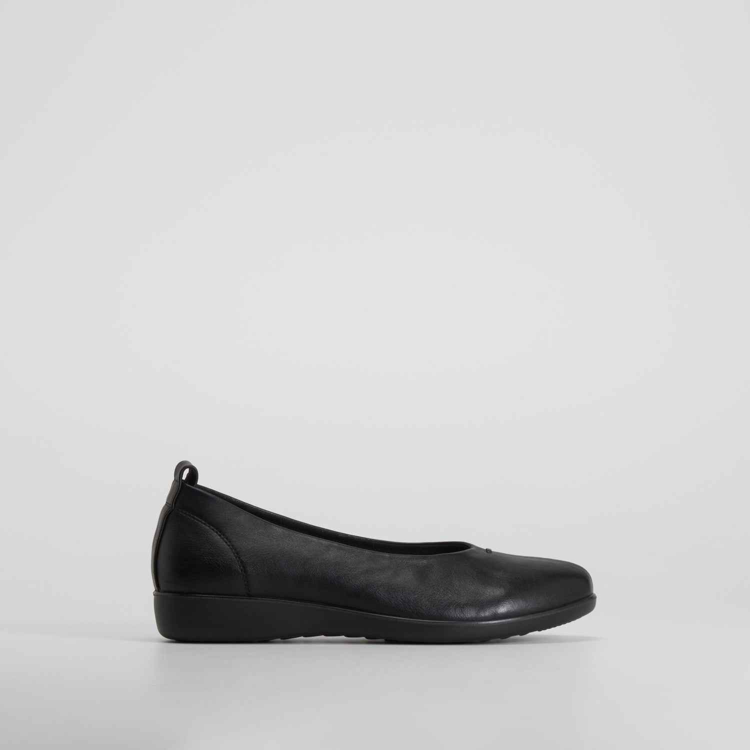 Bailarina confort pluma negra COMFEET