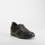 Zapato cuña elásticos negro COMFEET