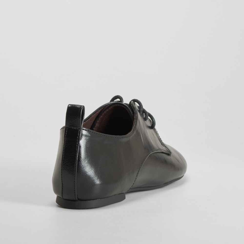 Zapato blucher soft clásico negro PICCOLA PIU
