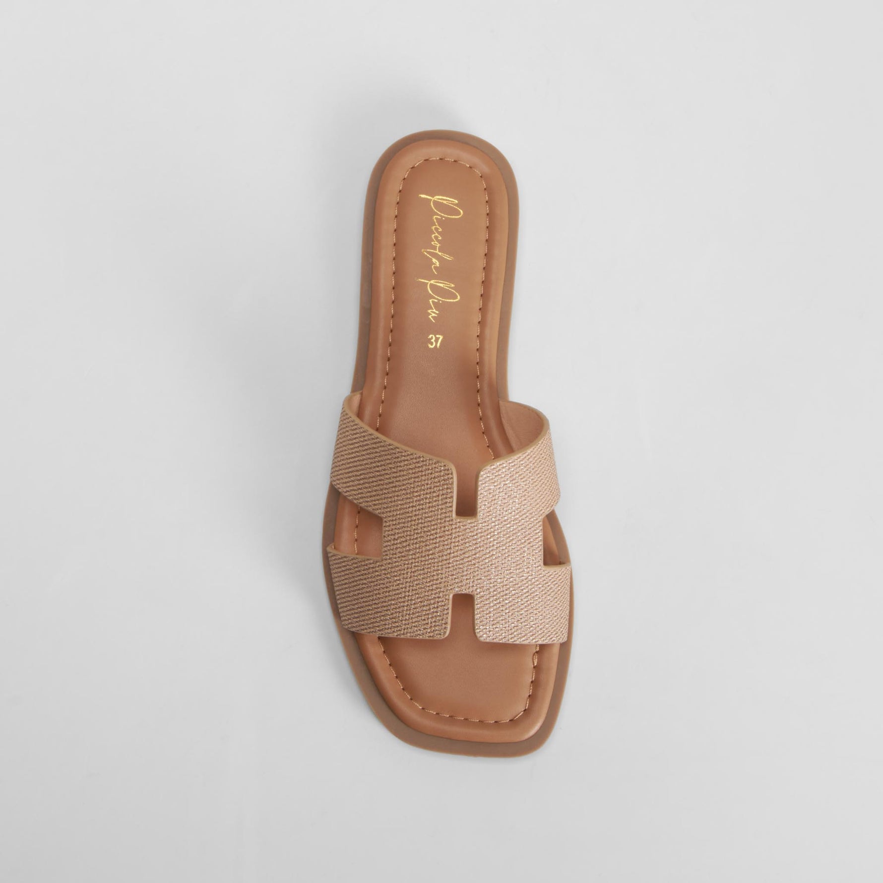 Sandalia plana beige PICCOLA PIU