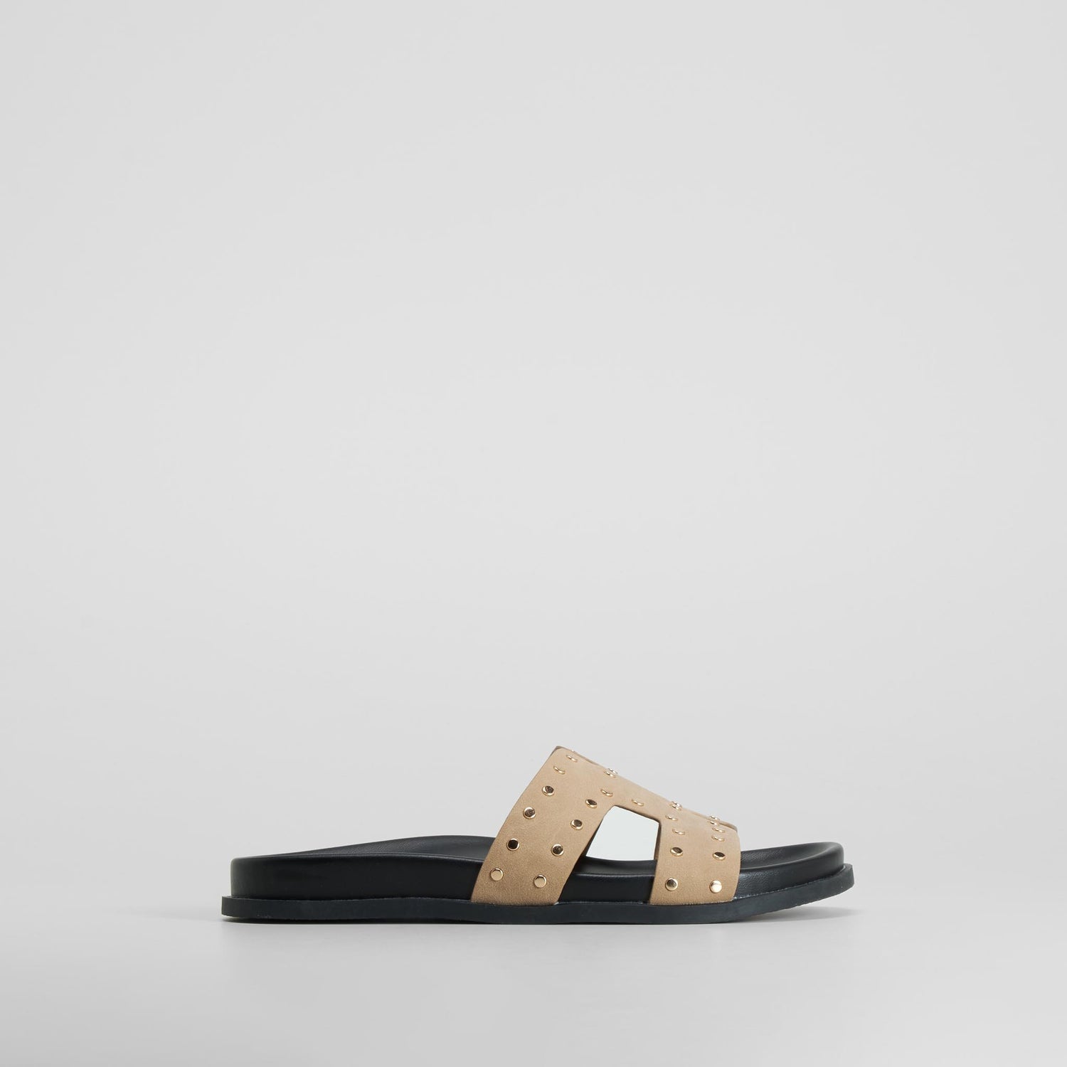 Sandalia bio tachuelas marrón PICCOLA PIU