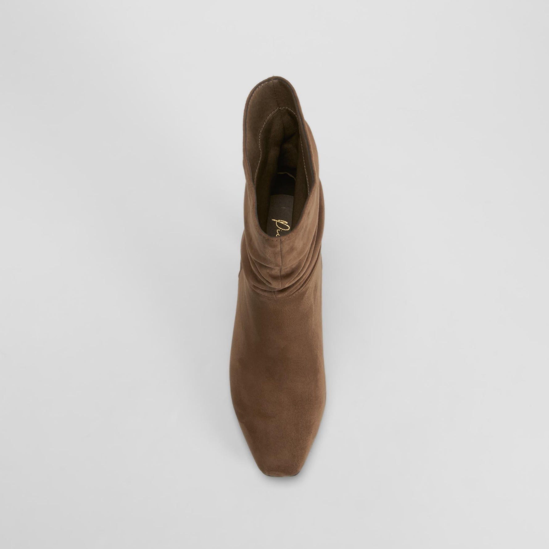 Botín tacón arrugado beige PICCOLA PIU