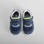 Zapatilla deportiva doble velcro azul bebé BACHE