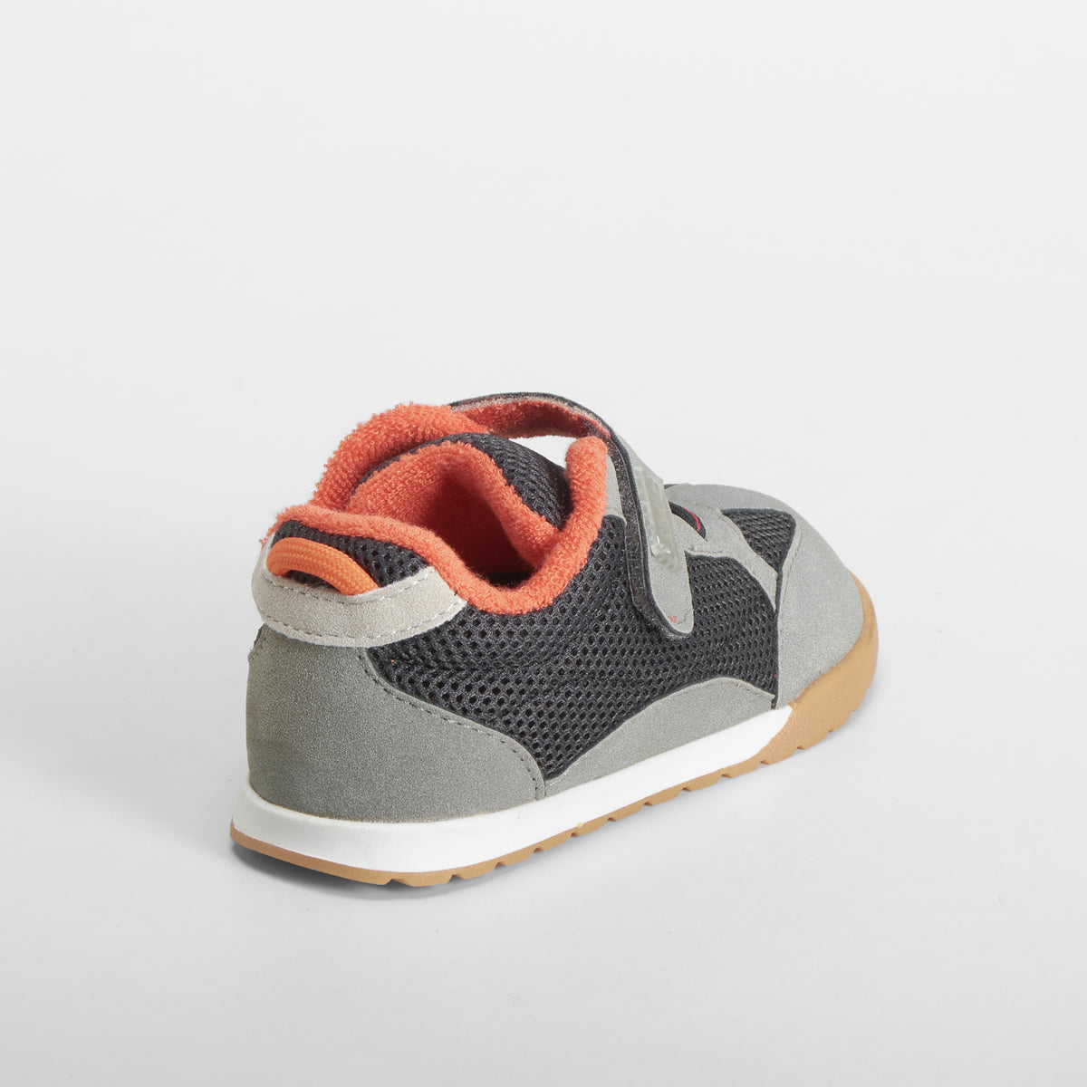 Zapatilla deportiva velcro bebé gris COMFEET BABY