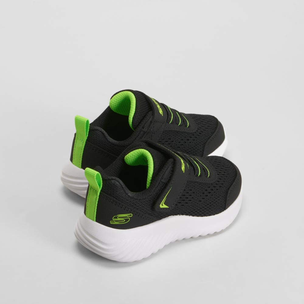 Zapatilla Bounder Quantarun velcro negra SKECHERS