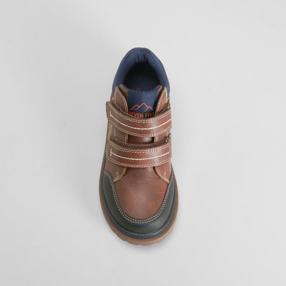 Botín casual velcro resistente marrón SEVEN FIVE