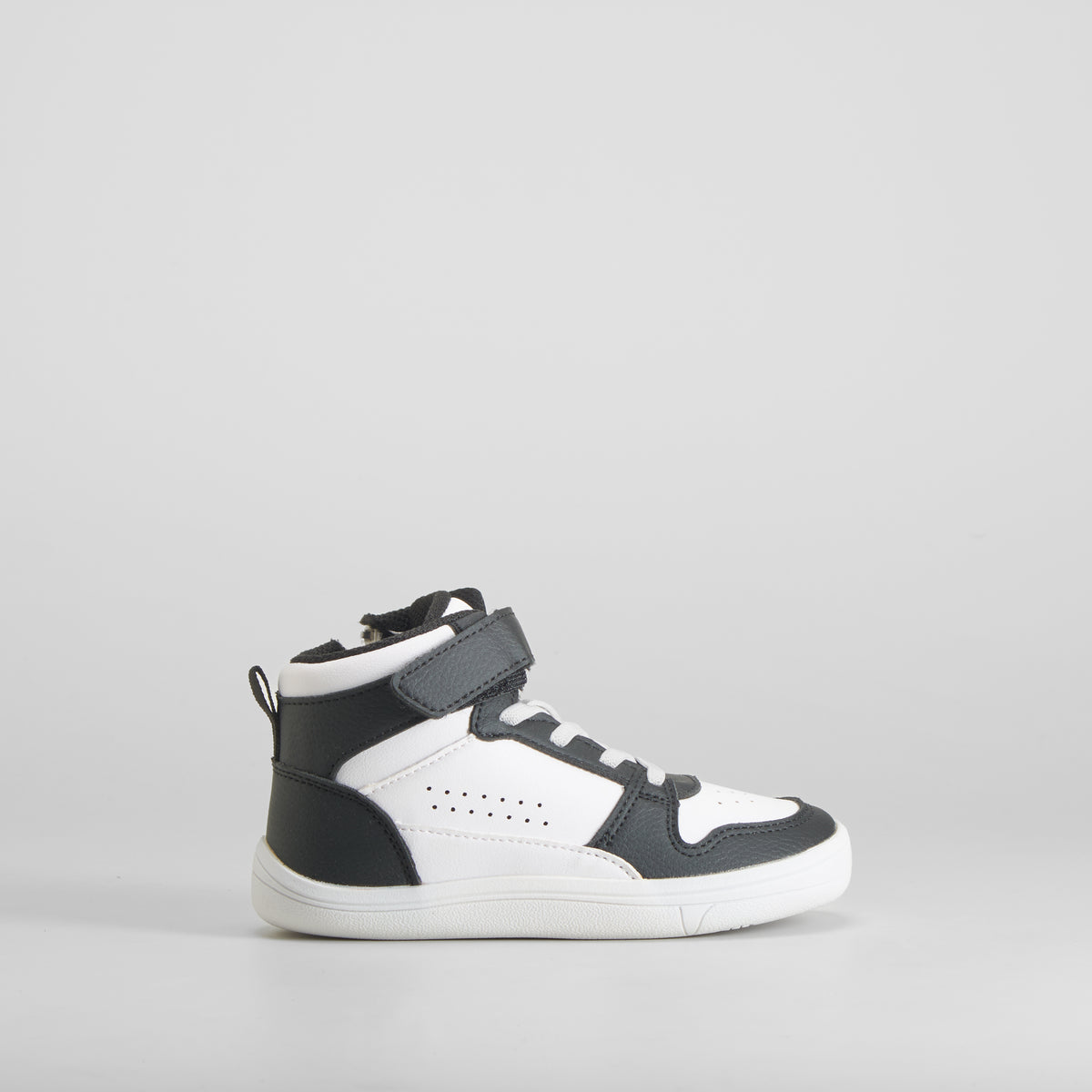 Zapatilla alta barefoot blanca y negra COMFEET