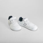 Zapatilla Academy JR barefoot 2603 blanca JOMA