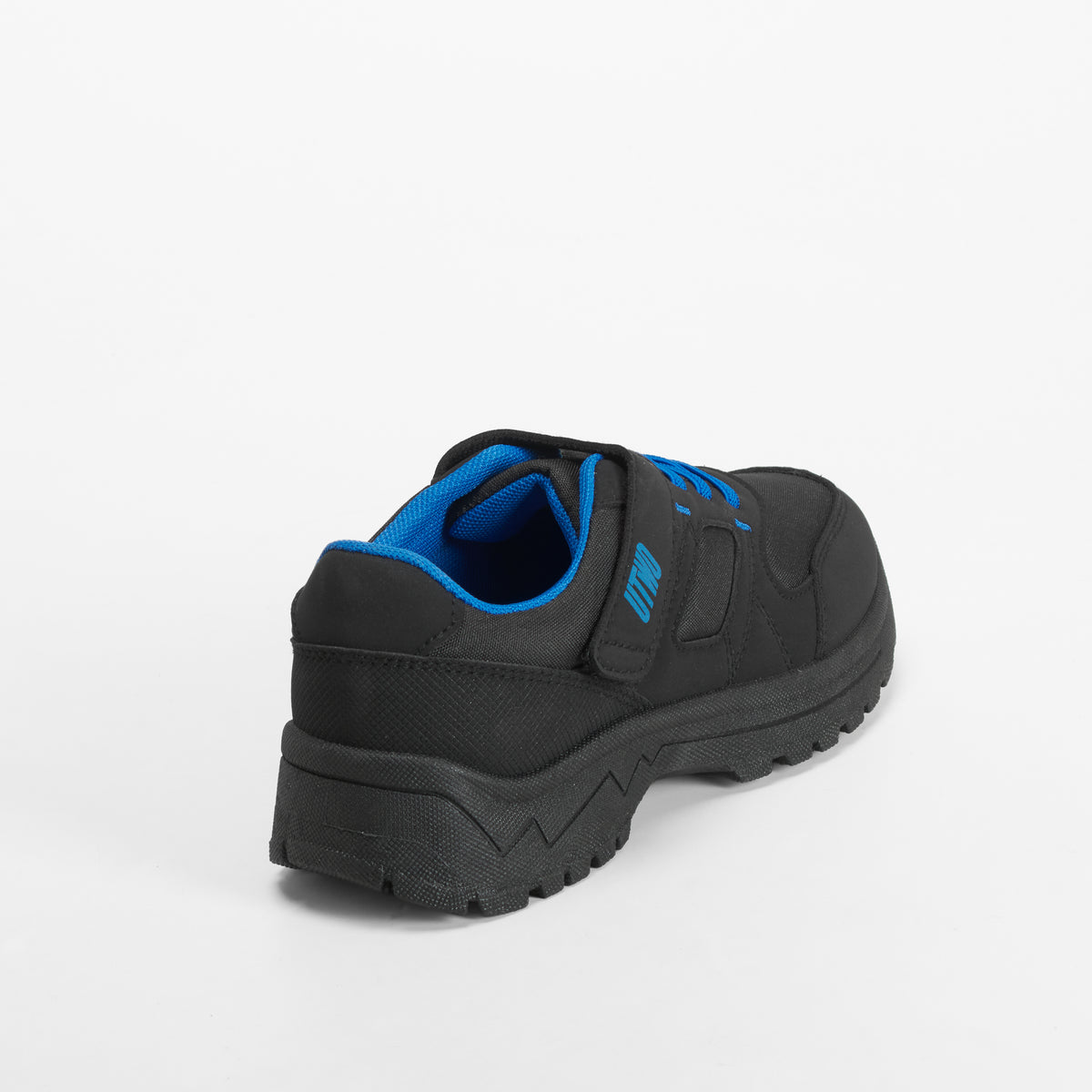 Zapatilla deportiva trekking negro y azul UTWO