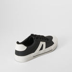 Zapatilla casual negro blanco SEVEN FIVE