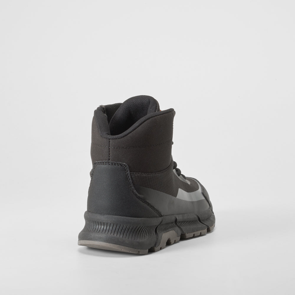 Bota trekking deportiva negro SEVEN FIVE