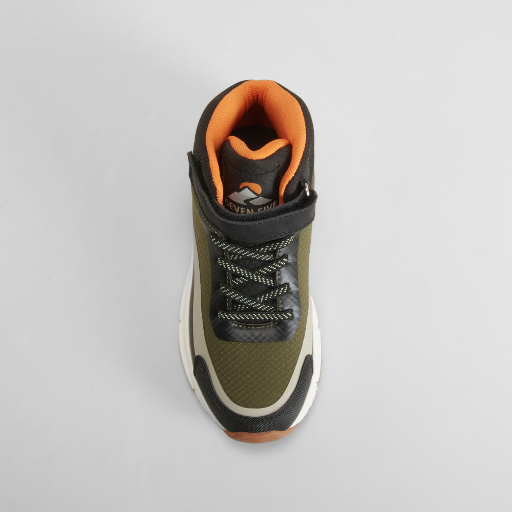 Zapatilla alta deportiva verde SEVEN FIVE