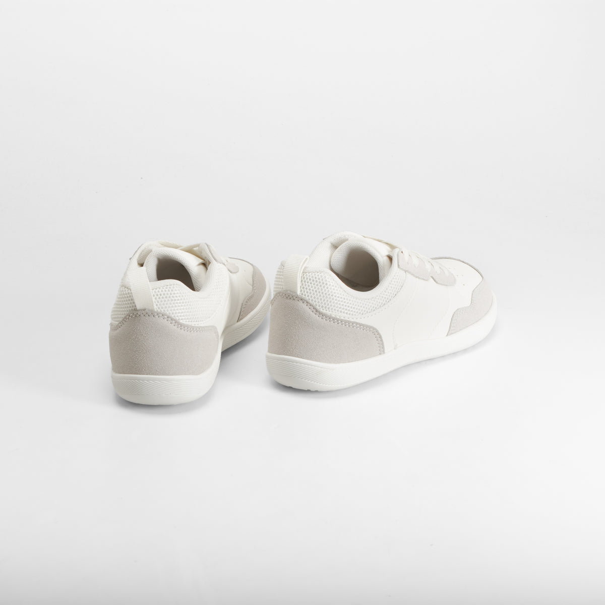 Deportiva barefoot cordones blanca COMFEET KIDS