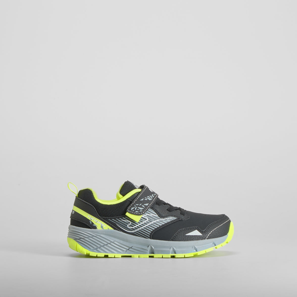 Zapatilla deportiva Tundra JR 2601 negro JOMA