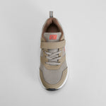 Zapatilla deportiva gris suela blanca UTWO