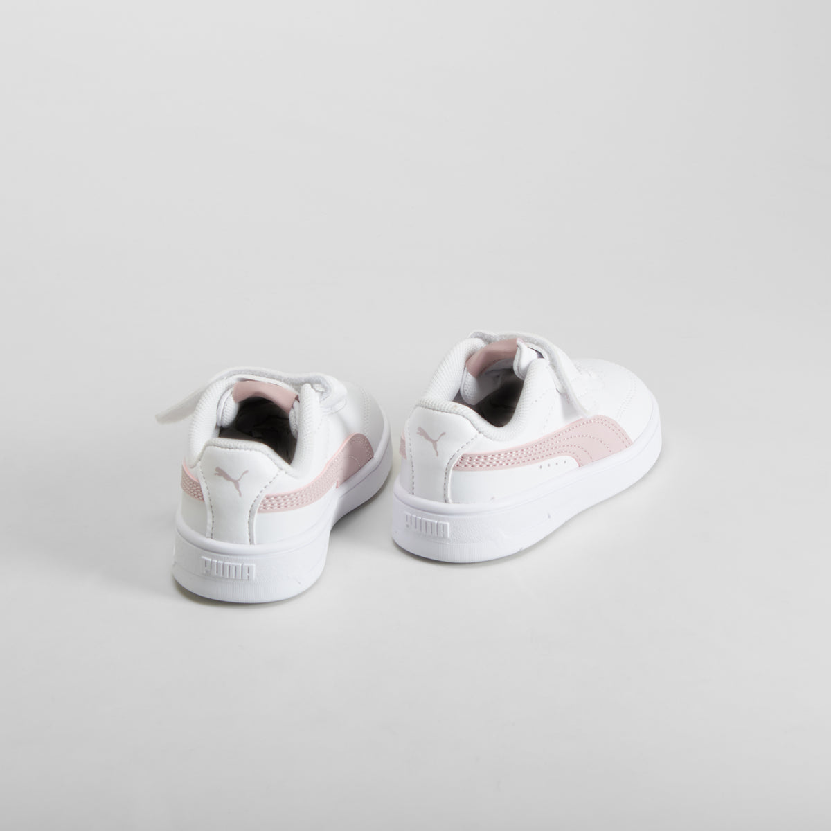 Zapatilla Court Classic Clean bebé blanca PUMA