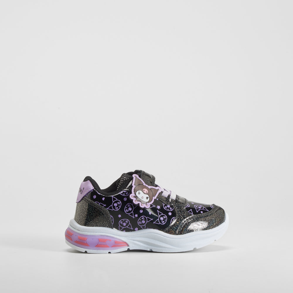 Deportiva luces con detalles negra KUROMI