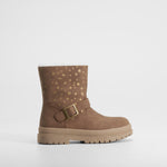 Bota plana con pelo y hebilla beige OH GIRL!