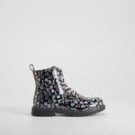 Bota charol estampada corazones negra OH GIRL!