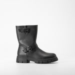 Bota motera media caña hebillas negra OH GIRL!