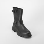 Bota motera media caña hebillas negra OH GIRL!