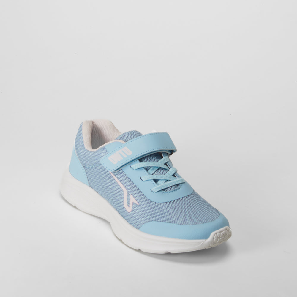 Deportiva azul UTWO