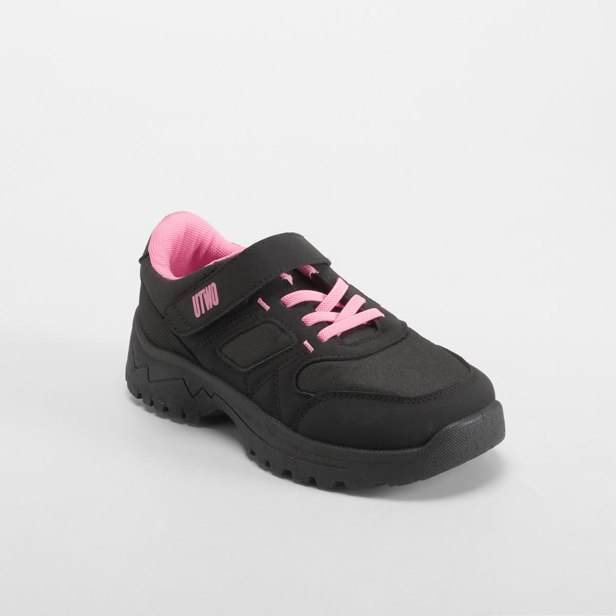 Zapatilla deportiva trekking negro UTWO