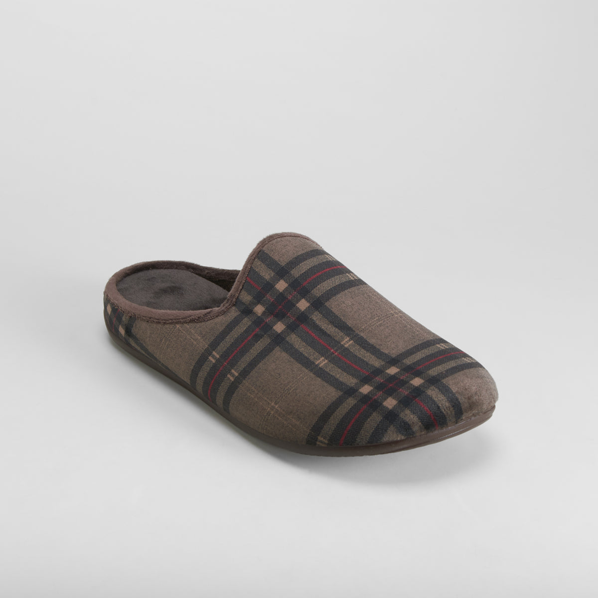 Zapatilla de casa cuadros marrón COMFEET