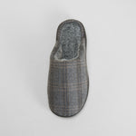 Zapatilla casa cuadros gris OLYNE