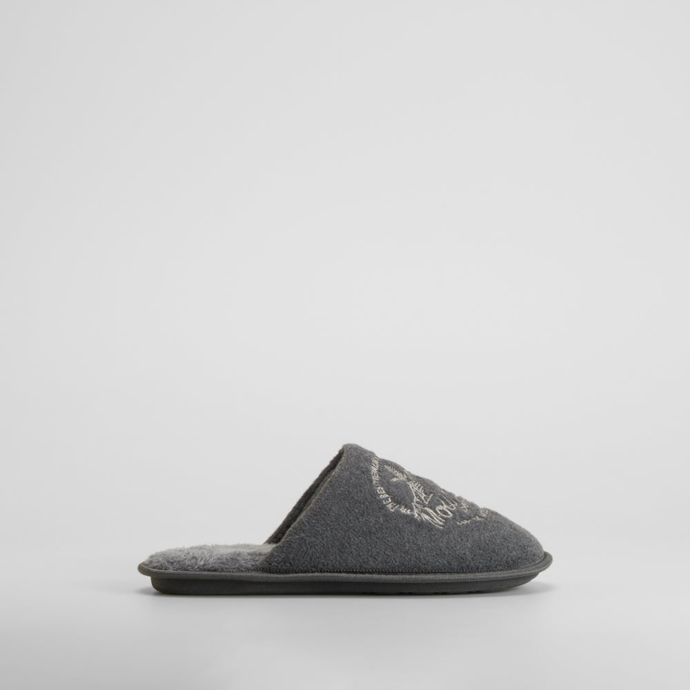 Zapatilla de casa bordado gris OLYNE