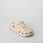 Zueco con forro suave beige NYC