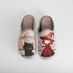 Zapatilla de casa bruja y gato beige OLYNE