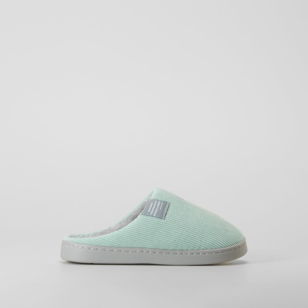 Zapatilla de casa abierta verde OLYNE