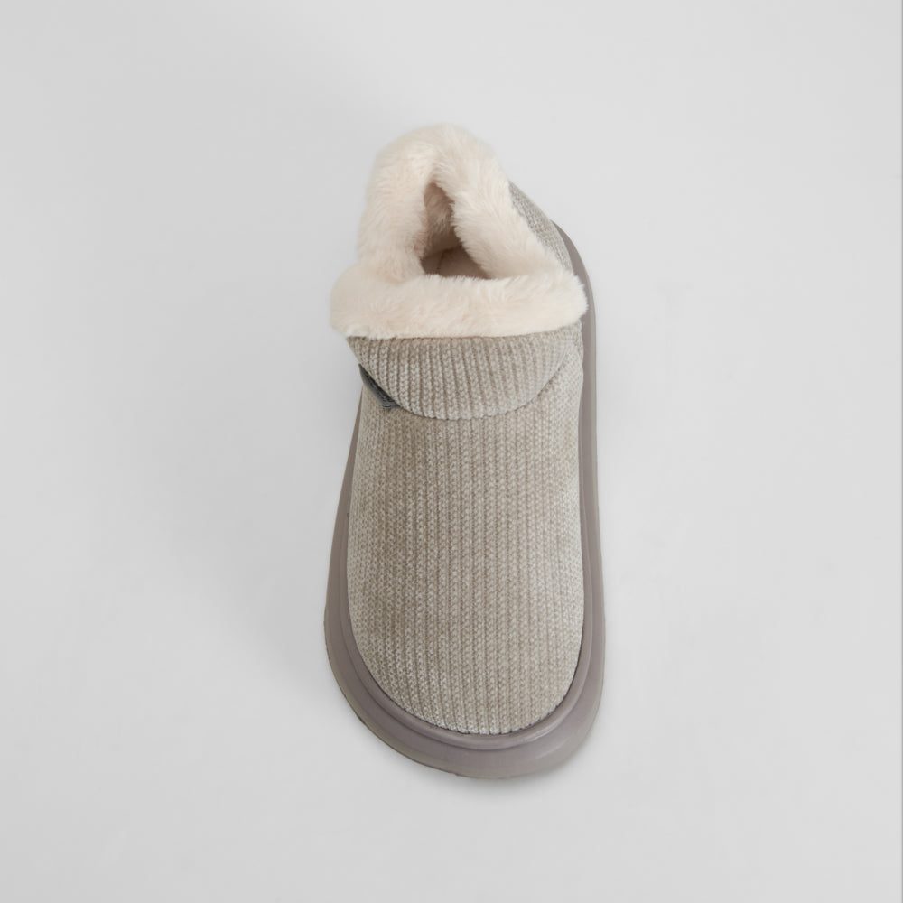 Zapatilla de casa botín punto gris OLYNE