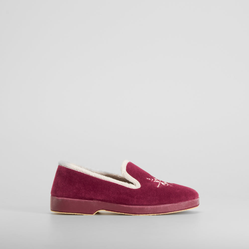 Zapatilla de casa bordado roja OLYNE